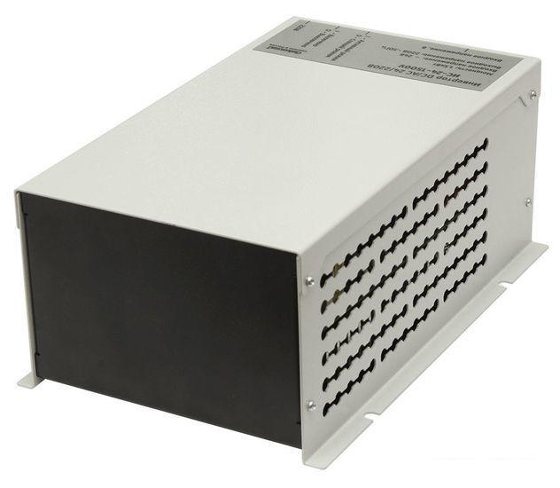 Автомобильный инвертор СибКонтакТ ИС-12-1500У- фото2