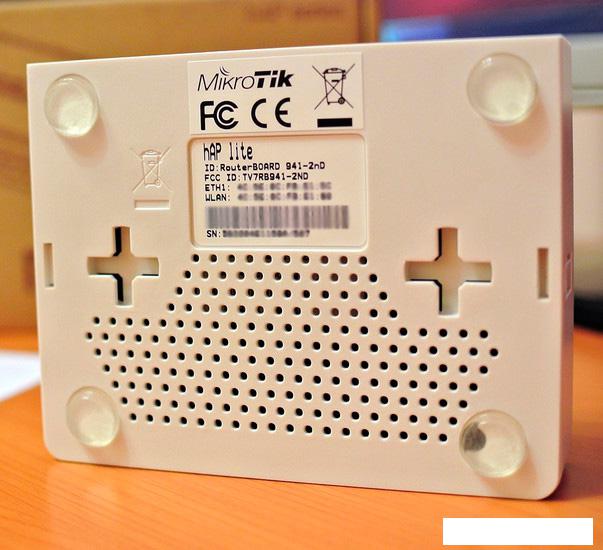 Беспроводной маршрутизатор Mikrotik hAP lite (RB941-2nD)- фото3