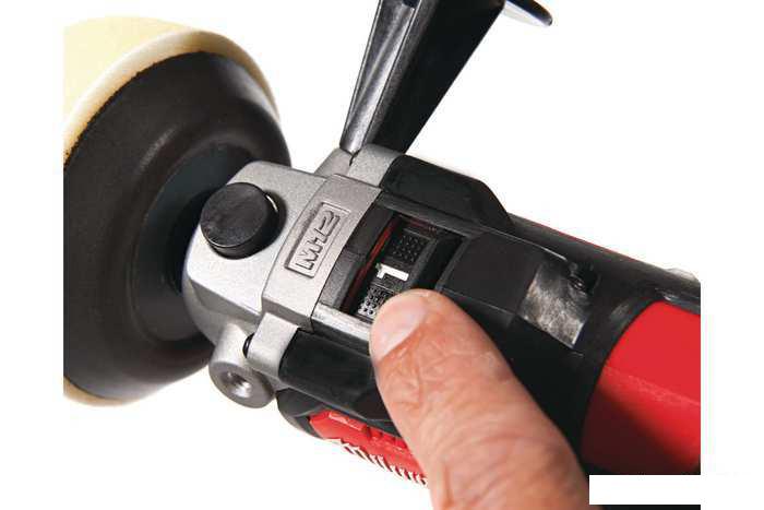 Полировальная машина Milwaukee M12 BPS-0 4933447791 (без АКБ)- фото3