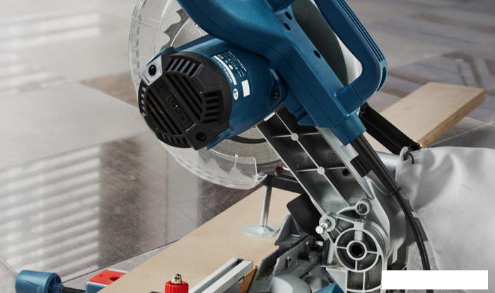Дисковая (циркулярная) пила Bosch GCM 216 Professional 0601B33000- фото2
