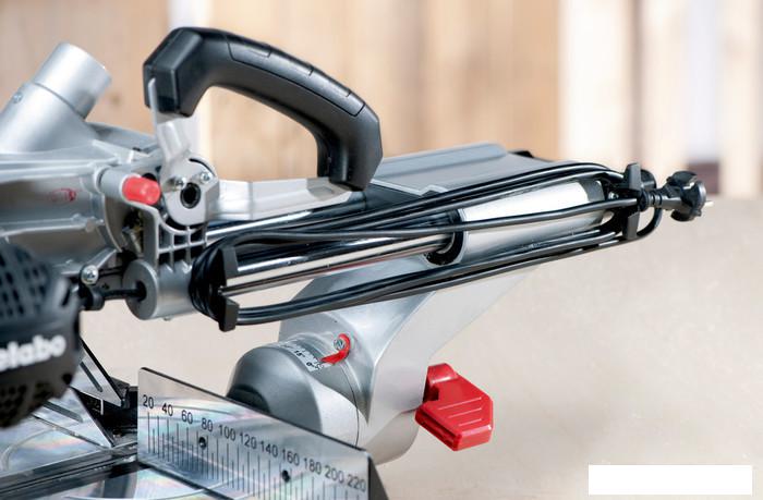Торцовочная Metabo KGSV 216 M- фото3