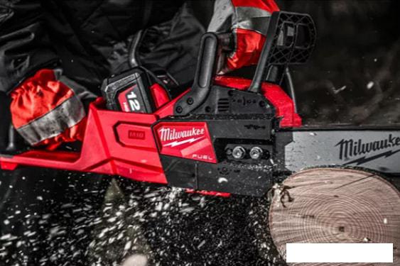 Аккумуляторная пила Milwaukee M18 FCHSC-0 (без АКБ)- фото3