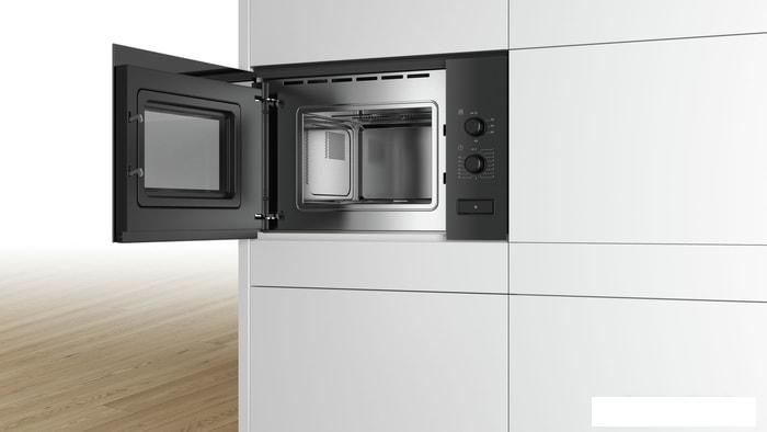 Микроволновая печь Bosch BFL520MB0- фото3