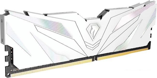 Оперативная память Netac Shadow II White 2x8ГБ DDR4 3200 МГц NTSWD4P32DP-16W- фото2