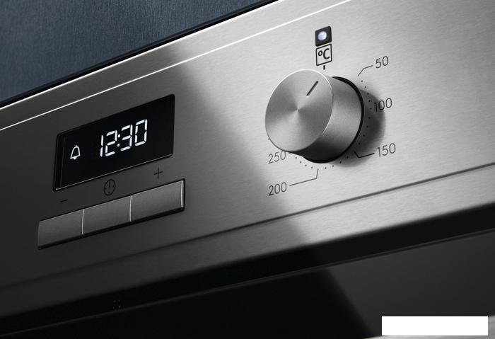 Электрический духовой шкаф Electrolux SurroundCook 600 EOF3H70X- фото3