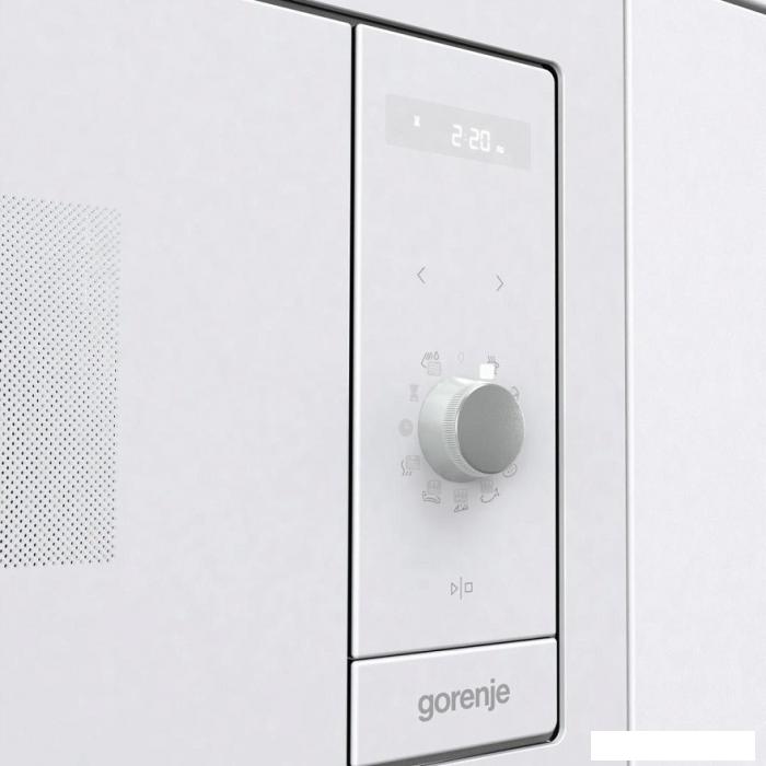 Микроволновая печь Gorenje BM235G1SYW- фото3