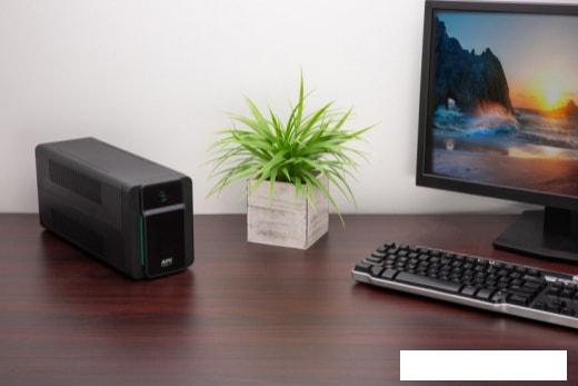 Источник бесперебойного питания APC Easy UPS BVX 700VA BVX700LI-GR- фото4
