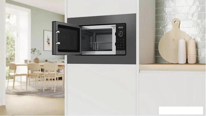 Микроволновая печь Bosch BEL623MD3- фото4