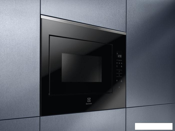 Микроволновая печь Electrolux KMFE264TEX- фото2