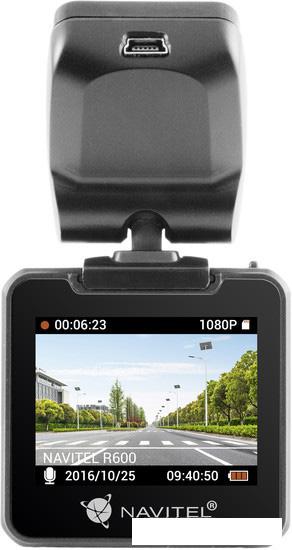 Автомобильный видеорегистратор NAVITEL R600- фото4