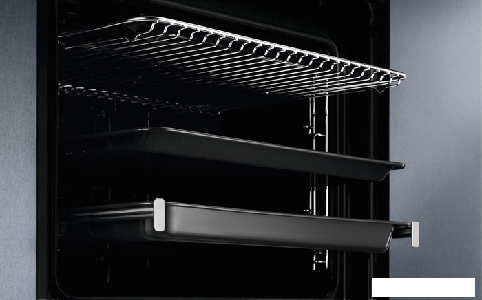 Духовой шкаф Electrolux EOE7P31X- фото3