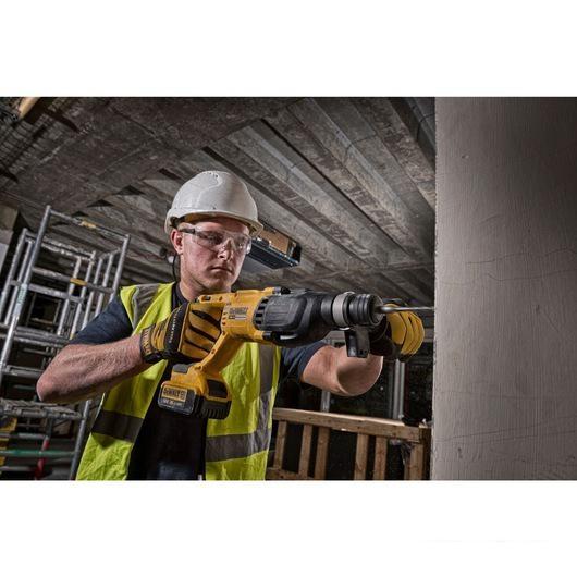 Перфоратор DeWalt DCH133M1 (с 1-им АКБ, кейс)- фото3