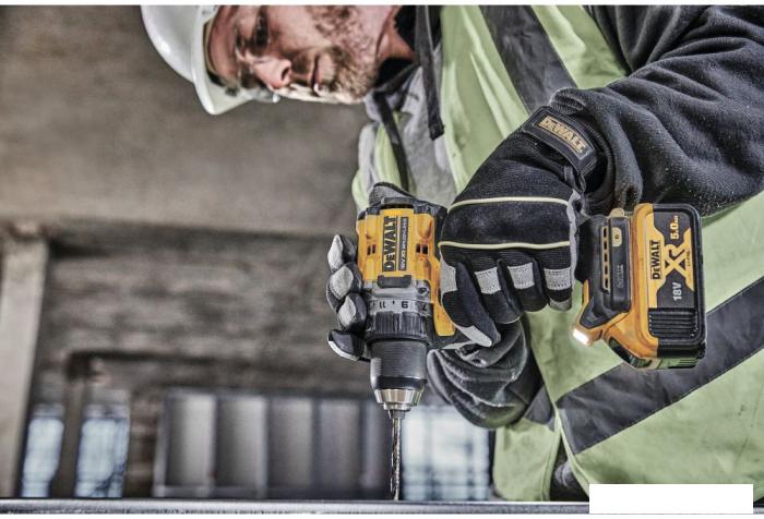 Дрель-шуруповерт DeWalt DCD800NT (без АКБ, кейс)- фото4