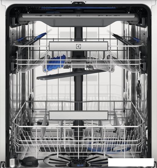 Встраиваемая посудомоечная машина Electrolux 700 GlassCare EEG88520W- фото3