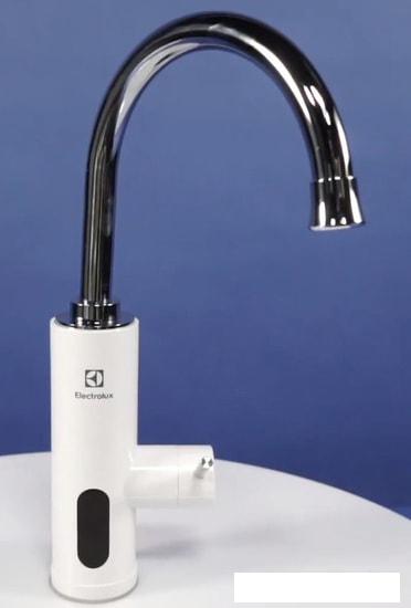 Водонагреватель Electrolux Taptronic (белый)- фото3