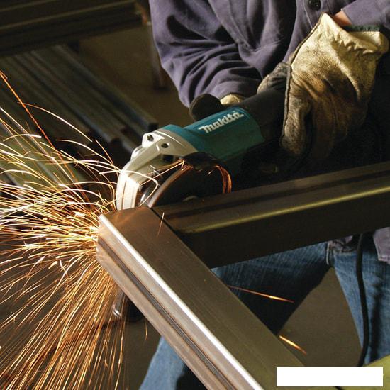 Угловая шлифмашина Makita 9565PCV- фото4