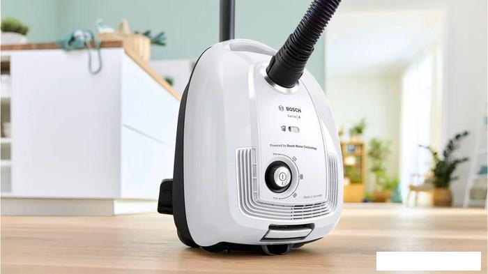 Пылесос Bosch Serie 4 BGL38WH2- фото4