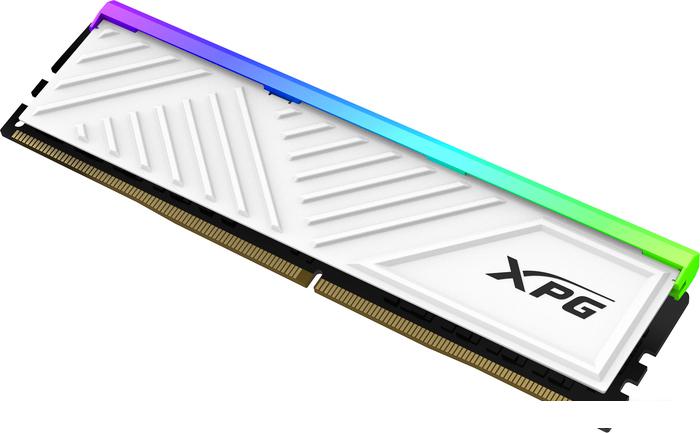 Оперативная память ADATA XPG Spectrix D35G RGB 16ГБ DDR4 3200 МГц AX4U320016G16A-SWHD35G- фото3