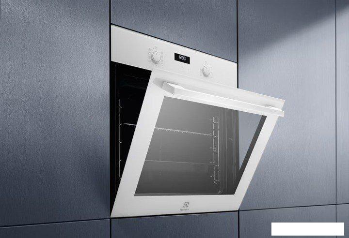 Электрический духовой шкаф Electrolux EOF5F50BV- фото3