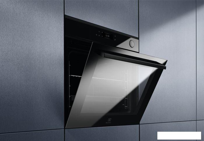 Электрический духовой шкаф Electrolux EOC8P39H- фото3