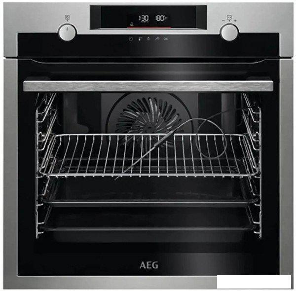 Электрический духовой шкаф AEG BPE546360M
