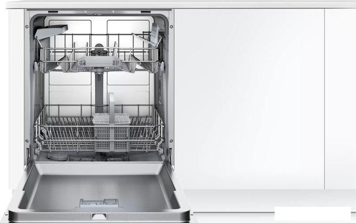 Встраиваемая посудомоечная машина Bosch Serie 4 SMV41D10EU- фото2