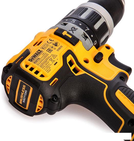 Дрель-шуруповерт DeWalt DCD796D2 (с 2-мя АКБ 2 Ah)- фото4