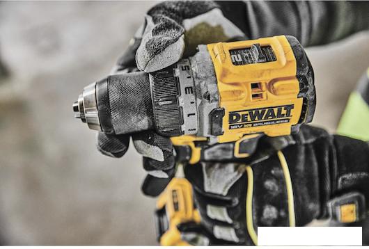 Дрель-шуруповерт DeWalt DCD800P2T (с 2-мя АКБ, кейс)- фото4