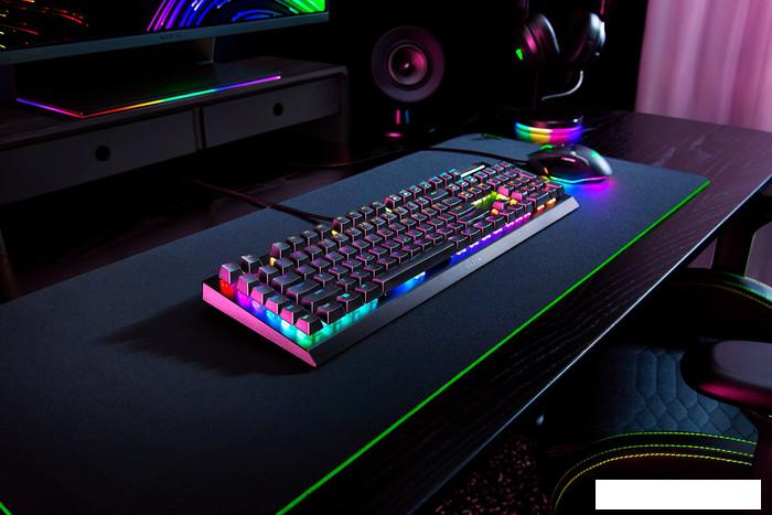 Клавиатура Razer BlackWidow V4 X (Razer Green)- фото3