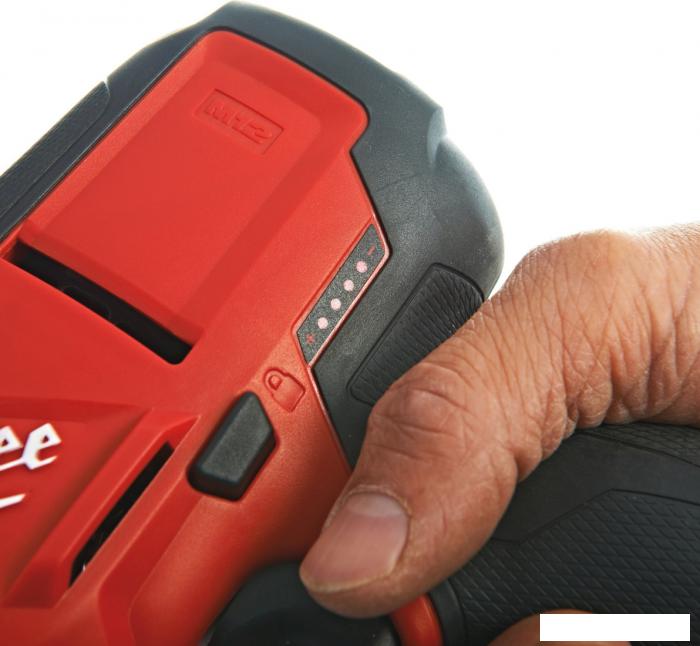 Сабельная пила Milwaukee M12 CHZ-602X Fuel 4933451511 (с 2-мя АКБ, кейс)- фото4