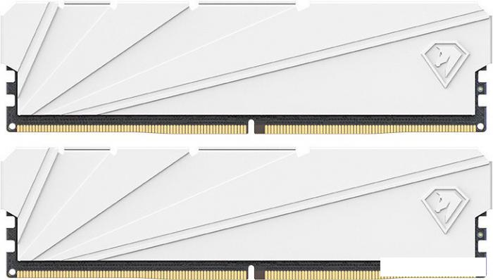Оперативная память Netac Shadow S 2x8ГБ DDR4 3600 МГц NTSSD4P36DP-16W