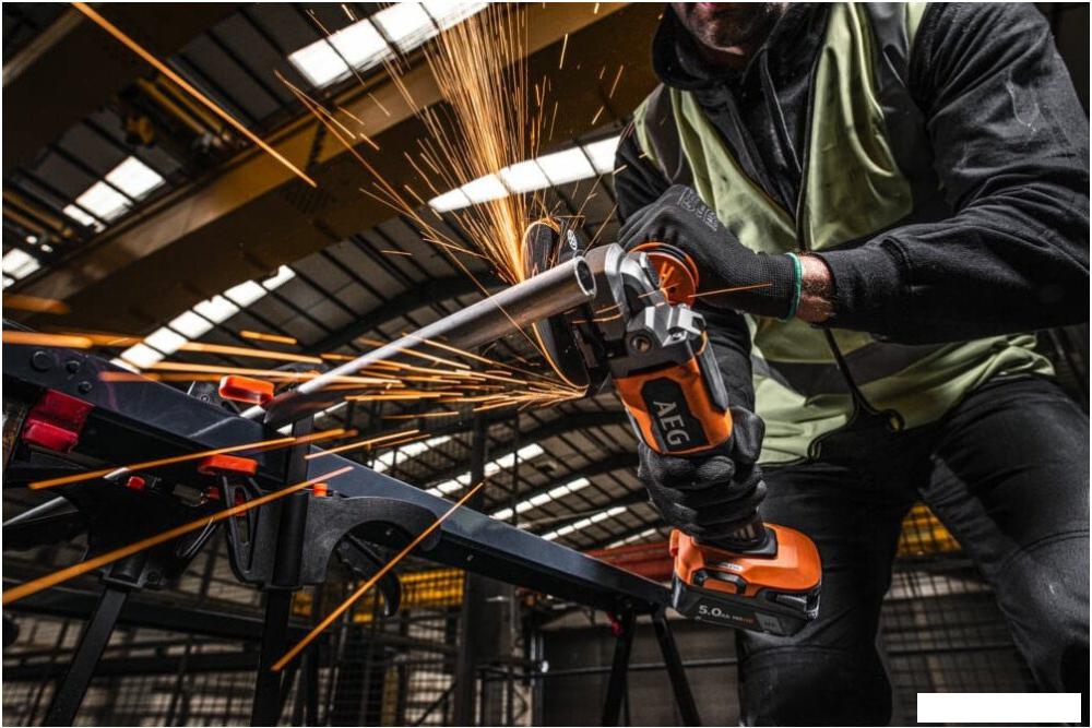 Угловая шлифмашина AEG Powertools BEWS18-115BLPX2-0 4935480856 (без АКБ)- фото2