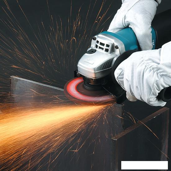 Угловая шлифмашина Makita 9557HNRK- фото2