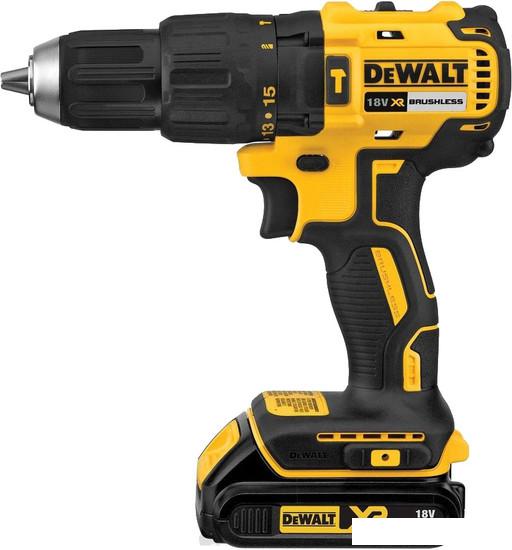 Ударная дрель-шуруповерт DeWalt DCD778M2T-QW (c 2-мя АКБ, кейс)- фото