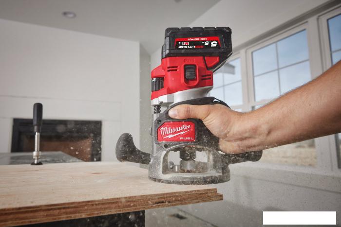 Вертикальный фрезер Milwaukee M18 FR12-0X 4933493304 (без АКБ)- фото4