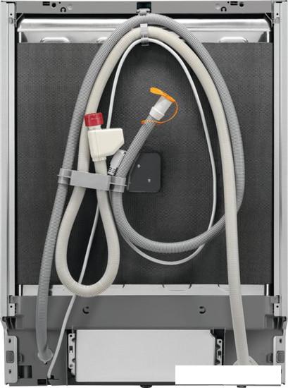 Встраиваемая посудомоечная машина Electrolux EEG68600W- фото3