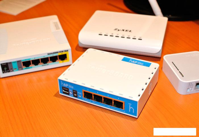 Беспроводной маршрутизатор Mikrotik hAP lite (RB941-2nD)- фото4