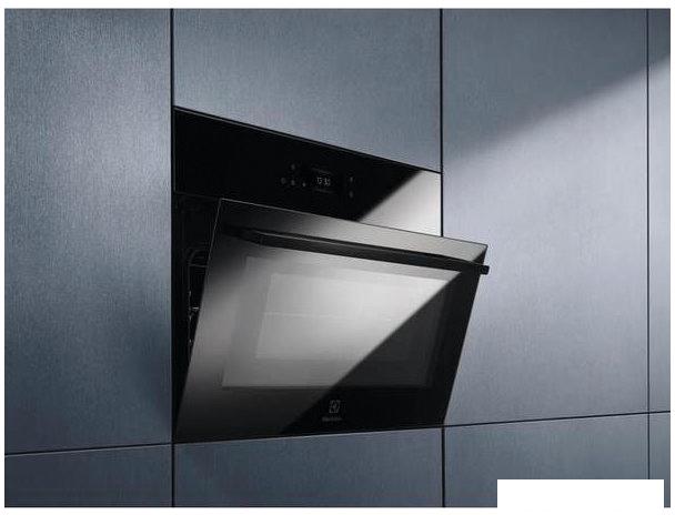Микроволновая печь Electrolux EVM8E08Z- фото2