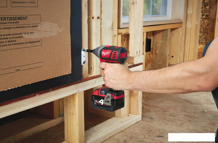 Ударный винтоверт Milwaukee M18 BID-402C [4933443580]- фото4