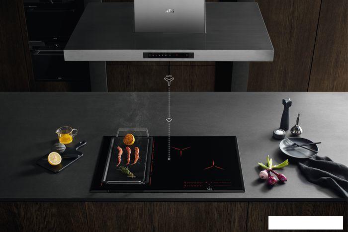 Варочная панель AEG IKE74441IB- фото4