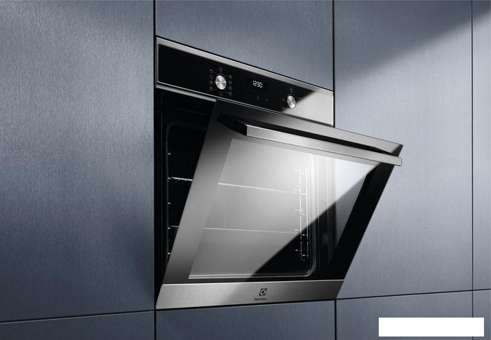 Электрический духовой шкаф Electrolux SurroundCook 600 EOF5C50BX- фото2