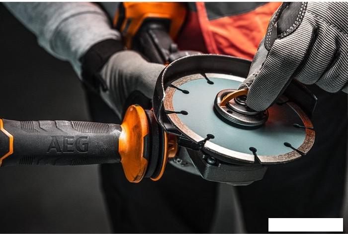 Угловая шлифмашина AEG Powertools BEWS 18-125BLPX2-502C 4935480858 (с 2-мя АКБ)- фото3