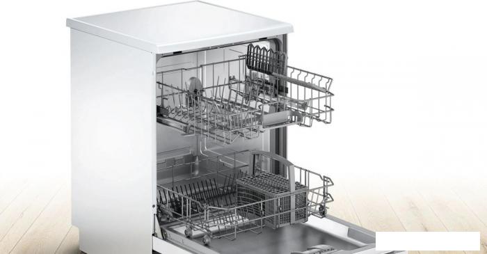 Отдельностоящая посудомоечная машина Bosch SMS25AW05E- фото4