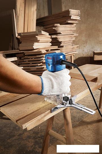 Вертикальный фрезер Bosch GKF 550 Professional 06016A0020- фото3