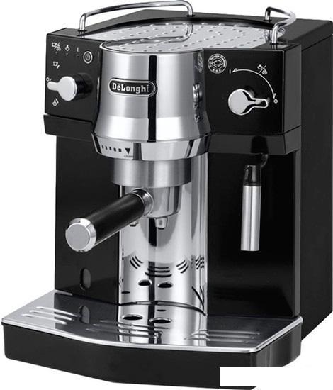 Рожковая кофеварка DeLonghi EC 820.B
