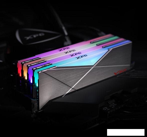 Оперативная память A-Data XPG Spectrix D50 RGB 16GB DDR4 PC4-25600 AX4U320016G16A-ST50- фото3