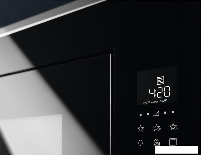 Микроволновая печь Electrolux KMFD264TEX- фото3