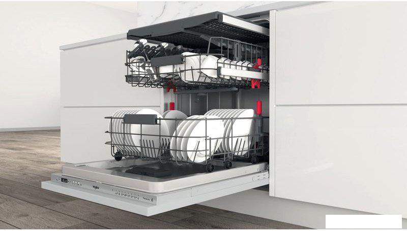 Встраиваемая посудомоечная машина Whirlpool WIC 3C34 PFE S- фото3