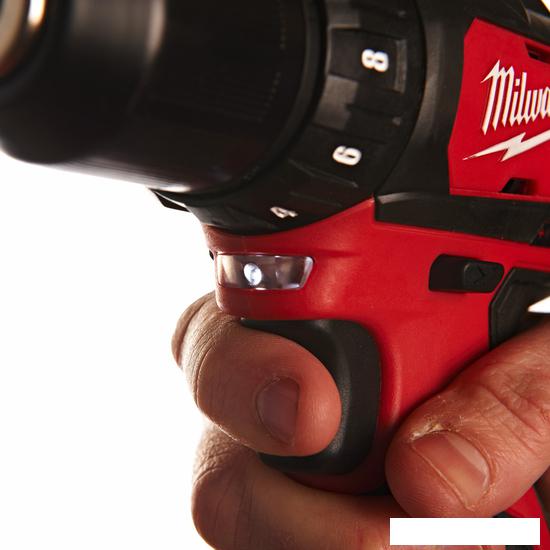 Дрель-шуруповерт Milwaukee M12 BDD-0 [4933441930]- фото4