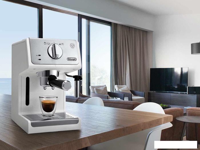 Рожковая кофеварка DeLonghi Active Line ECP 33.21.W- фото3